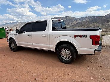 на пикап: Ford F-150: 2019 г., 3.5 л, Автомат, Бензин, Пикап — 3