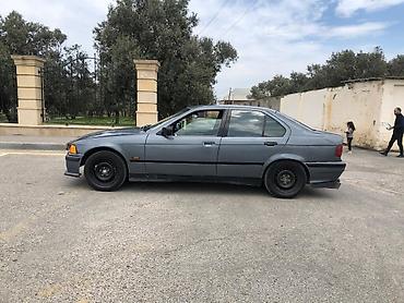lexus az: BMW 3 Seriya E36 sedan - Kuzov: 4 qapılı sedan, tünd boz rəng - — 2