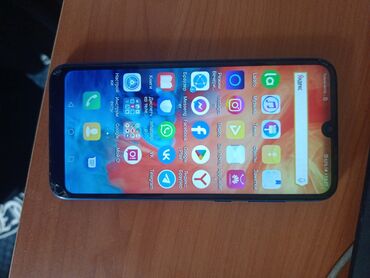 телефон а 7: Huawei Y7, Б/у, 32 ГБ, цвет - Синий, 2 SIM