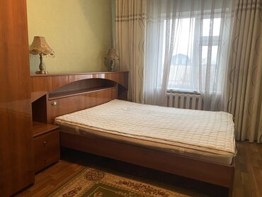 мебельный доводчик в Кыргызстан: Продаю срочно спальную гарнитуру в полном комплектепроизводитель