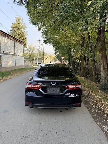 toyta mark: Toyota Camry: 2020 г., 2.5 л, Вариатор, Гибрид, Седан — 7
