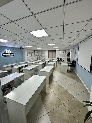 Аренда офисов: Аренда офисов, 230 м², С отдельным сан узлом, С системой безопасности — 4