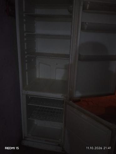 Холодильники: Холодильник Indesit, двухкамерный, классический белый цвет — 3