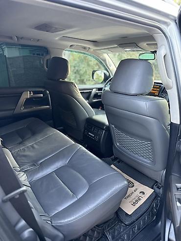 lend cruizer: Toyota Land Cruiser: 2010 г., Бензин, Внедорожник — 9