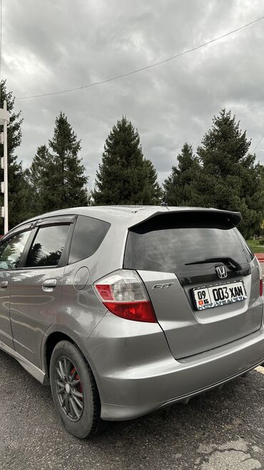 машина инфинити: Honda Fit: 2008 г., 1.5 л, Типтроник, Бензин, Хэтчбэк