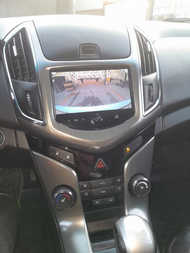 Chevrolet: Chevrolet Cruze: 1.8 l | 2013 il 214791 km Sedan — 8