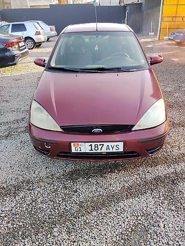 Ford Focus: 2004 г., 1.8 л, Механика, Бензин, Седан