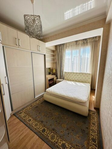 сдаю квартиру на длительный срок в районе кызыл аскерь: 2 бөлмө, Менчик ээси, Чогуу жашоосу жок, Толугу менен эмереги бар