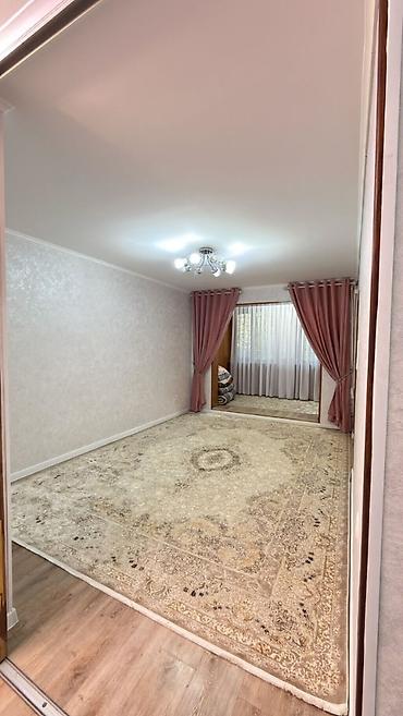 Продажа квартир: 3 комнаты, 60 м², 7 мкр 104 серия, 1 этаж, Евроремонт — 2