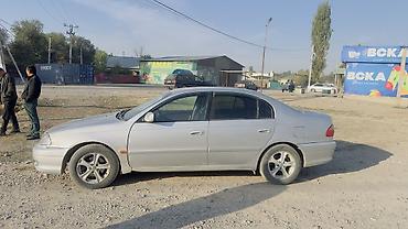 Toyota: Toyota Avensis: 2001 г., 2 л, Автомат, Бензин, Седан — 3