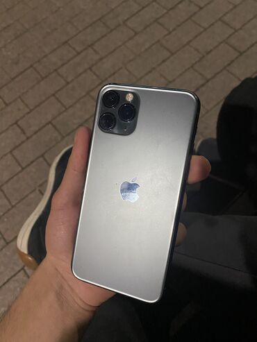 aifon 3: IPhone 11 Pro, Б/у, 256 ГБ, 88 %