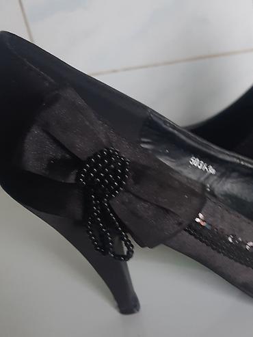 asos obuca: Elegantne crne satenske salonke sa ukrasnom mašnom i perlama — 6