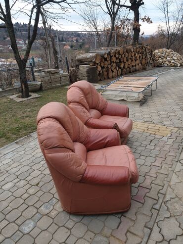 Sofe i kaučevi: Kozni Trosed i dve fotelje na prodaju u solidnom stanju sve se vidi po — 12