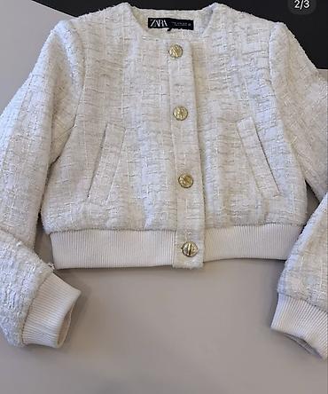 ZARA qadın jaketi – tweed fakturalı, krem/ağ rəngdə qısa kəsim. -