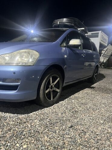 баткен машине: Toyota Avensis Verso: 2004 г., 2 л, Механика, Газ, Вэн/Минивэн