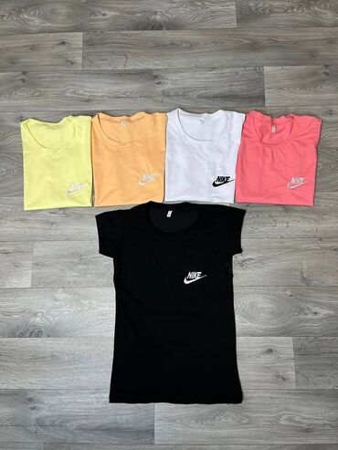 Majice kratkih rukava: Zenske majice
minimum 3 komada saljemo — 9