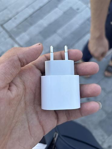 ikinci əl ipad: Adapter Apple, İşlənmiş — 4