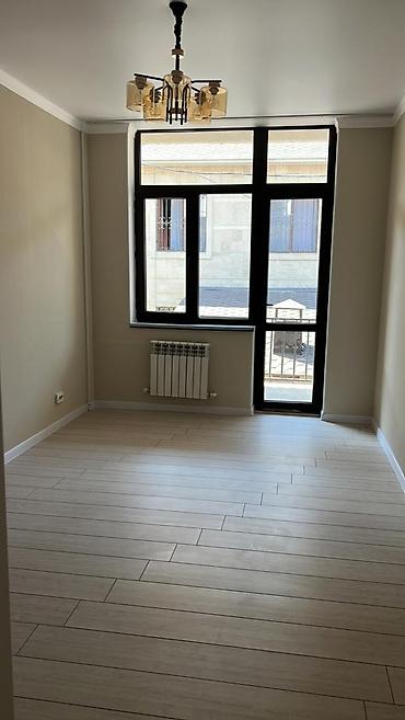 Продажа таунхаусов: Срочная продажа Вышла на продажу в шикарном районе 2х этажный at lalafo.kg — 4 Продажа таунхаусов: Срочная продажа Вышла на продажу в шикарном районе 2х этажный — 4