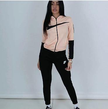 nike roze ranac: Ženski sportski komplet – dukserica sa kapuljačom i donji deo — 1