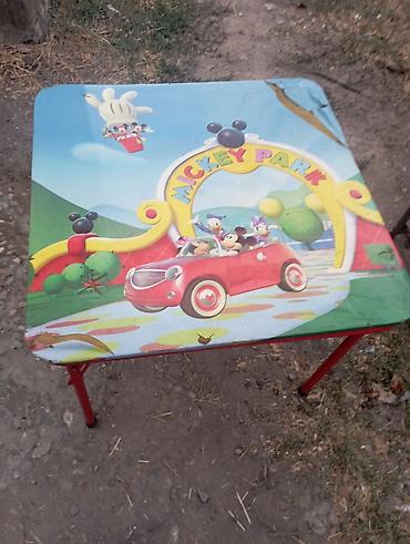 Биотуалеты для дома: Портативный туалет бежевого цвета, выполненный в цилиндрической форме — 7