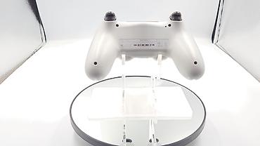 ipod mp3 player: Ağ rəngli Sony PlayStation 4 Pro Praşofka model 09.00 oyun konsolu — 7