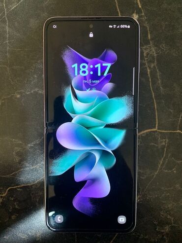 планшет таб а: Samsung Galaxy Z Flip 3, Б/у, 256 ГБ, цвет - Фиолетовый, 2 SIM