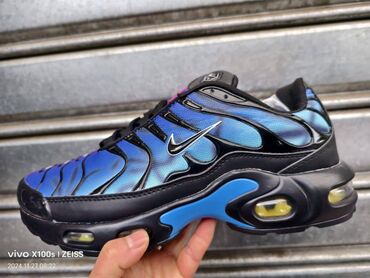 nike air tn: Patike