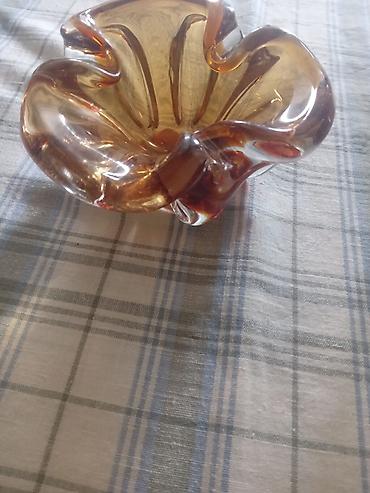 Rəngli şüşə dekorativ qab - Material: qalın, büllurabənzər rəngli