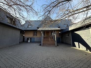 Аренда другой коммерческой недвижимости: Сдаю в аренду два дома под бизнес: 850 м2 и 150 м2, двухэтажный — 1