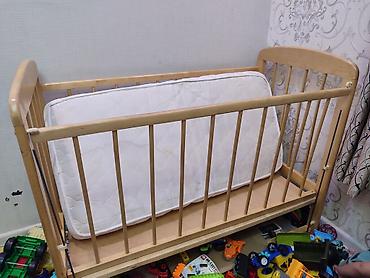 bunk bed: Детская гарнитура, Б/у, Для мальчика, Дерево, цвет - Оранжевый, Самовывоз — 2