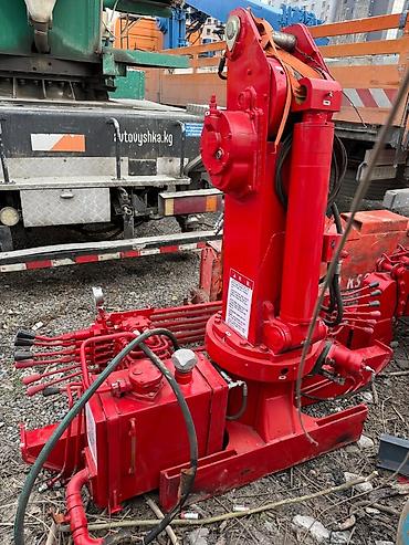 Манипуляторы: Манипулятор, 2018 г. — 1