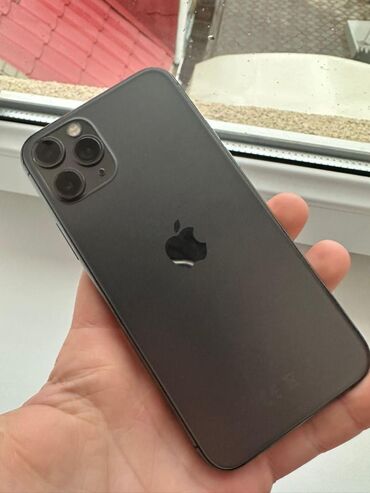 Apple iPhone: IPhone 11 Pro, Б/у, 64 ГБ, Черный, 74 %