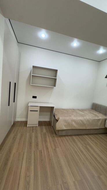 Продажа квартир: 3 комнаты, 80 м², Элитка, 4 этаж, Дизайнерский ремонт — 10