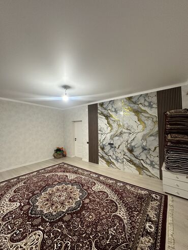 дом акжол: Дом, 77 м², 2 комнаты, Собственник, Евроремонт