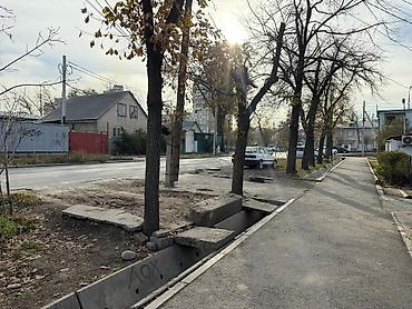 70 сом: Продаю пол дома Школьная - Жиблен-Жолу 1.3 сотки земли 3 комнаты под — 8