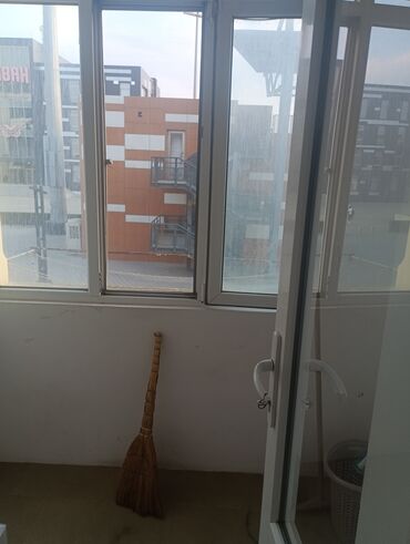 Mətbəx mebeli: Mətbəx və hamam üçün komplekt qurğular - Mətbəx bölməsi: Açıq rəngli — 14