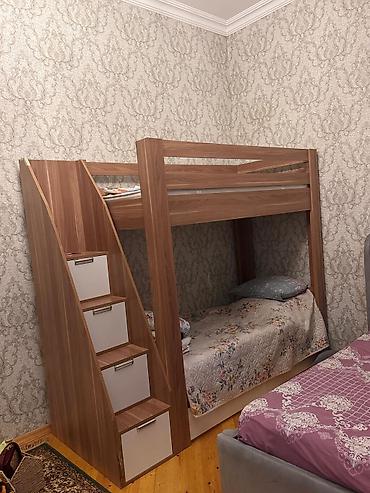 meheccer: İki mərtəbəli uşaq/yataq dəsti - Material: ağac teksturalı — 2