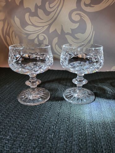 Čaše: Case za dvoje,kristal,rucni rad za zestoko pice iz 70ih. Case su na lalafo.rs — 1 Čaše: Case za dvoje,kristal,rucni rad za zestoko pice iz 70ih. Case su — 1