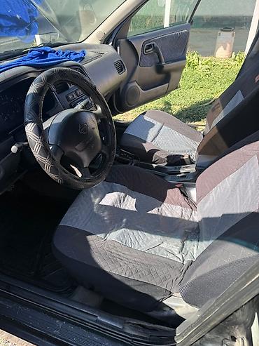 сиз 82 1: Nissan Primera: 1999 г., 1.8 л, Кол менен иштөөчү, Седан — 3