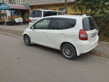 Honda Fit: 2003 г., 1.3 л, Вариатор, Бензин, Хэтчбэк