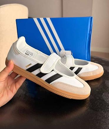 samba ayaqqabı: Adidas, Ölçü: 39.5, rəng - Ağ, Yeni — 1