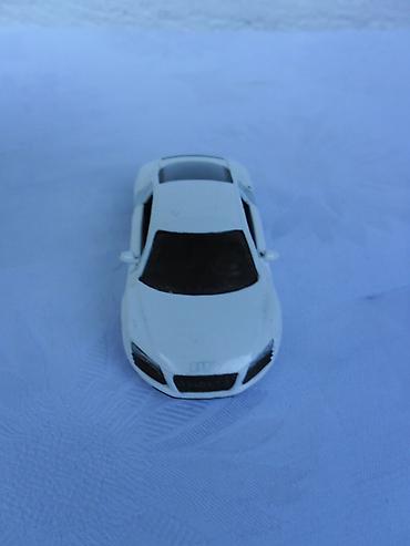 polovne bas gitare: Siku Audi R 8 oko 1/60 ocuvan — 2