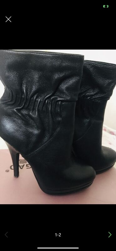 обувь женская ош: Ботинки и ботильоны Michael Kors, 35.5, цвет - Черный