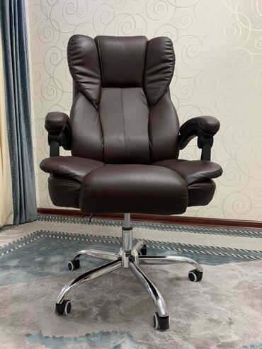 кресла для офиса: Кресло руководителя, Офисное, Б/у