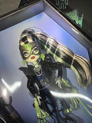 hello kitty oyuncaq: Monster High – Haunt Couture kolleksiya kuklası (Frankie Stein temalı) — 2