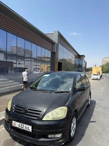 Toyota: Toyota Ipsum: 2003 г., 2.4 л, Автомат, Газ, Минивэн — 5