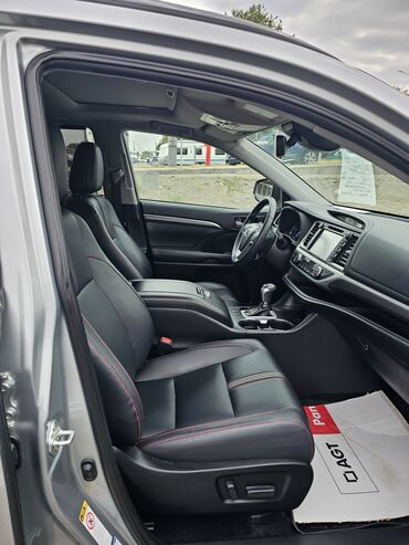 Toyota: Toyota Highlander: 2019 г., 3.5 л, Автомат, Бензин, Внедорожник — 9
