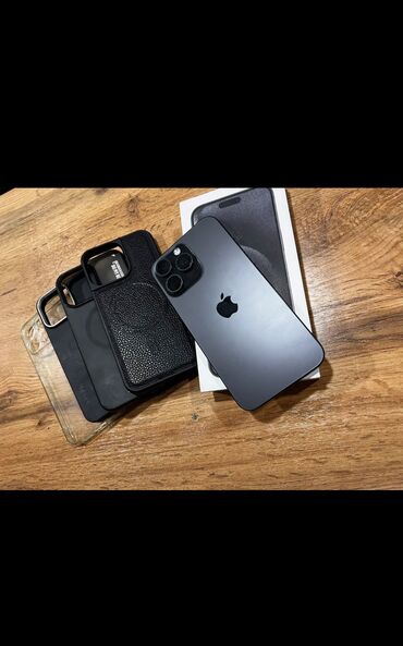 айфон в рассрочку: IPhone 15 Pro Max, Б/у, 256 ГБ, Black Titanium, Зарядное устройство, Чехол, Кабель, 88 %