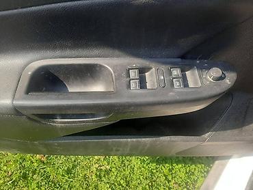 usluga prevoza robe: RUKOHVAT ZA VOLKSWAGEN PASSAT B6 | Rukohvat za Passata B6 Mogucnost — 1