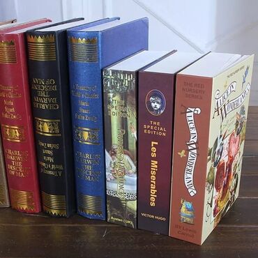 Seyflər: Kitab seyfi, dəyərli əşyalarınızı gizlətmək üçün nəzərdə tutulmuş